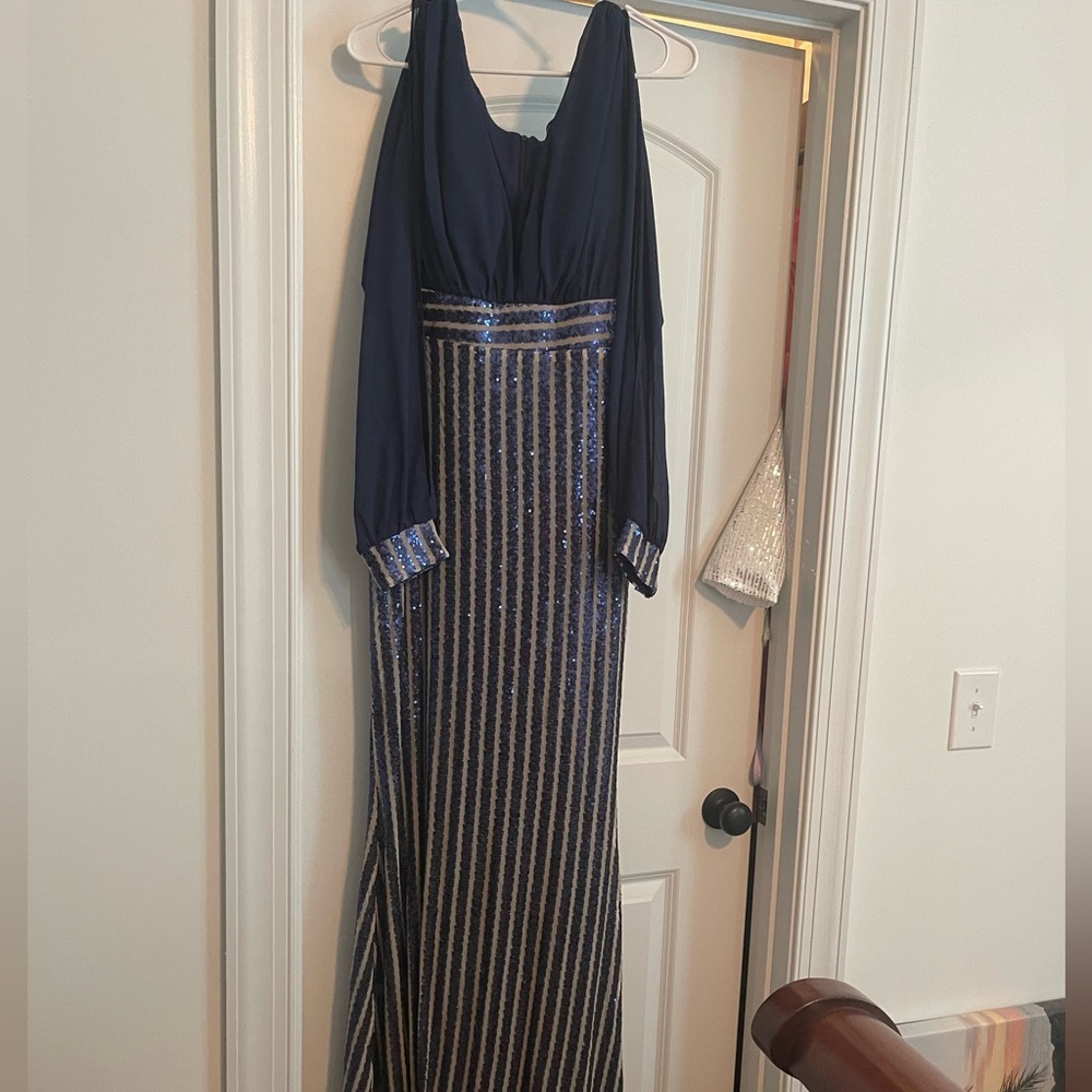 Navy blue formal dress with sleeves. Size L